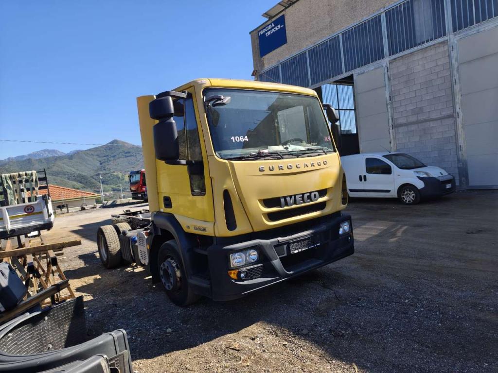 Iveco EUROCARGO CUBE 120E28P Photo 10