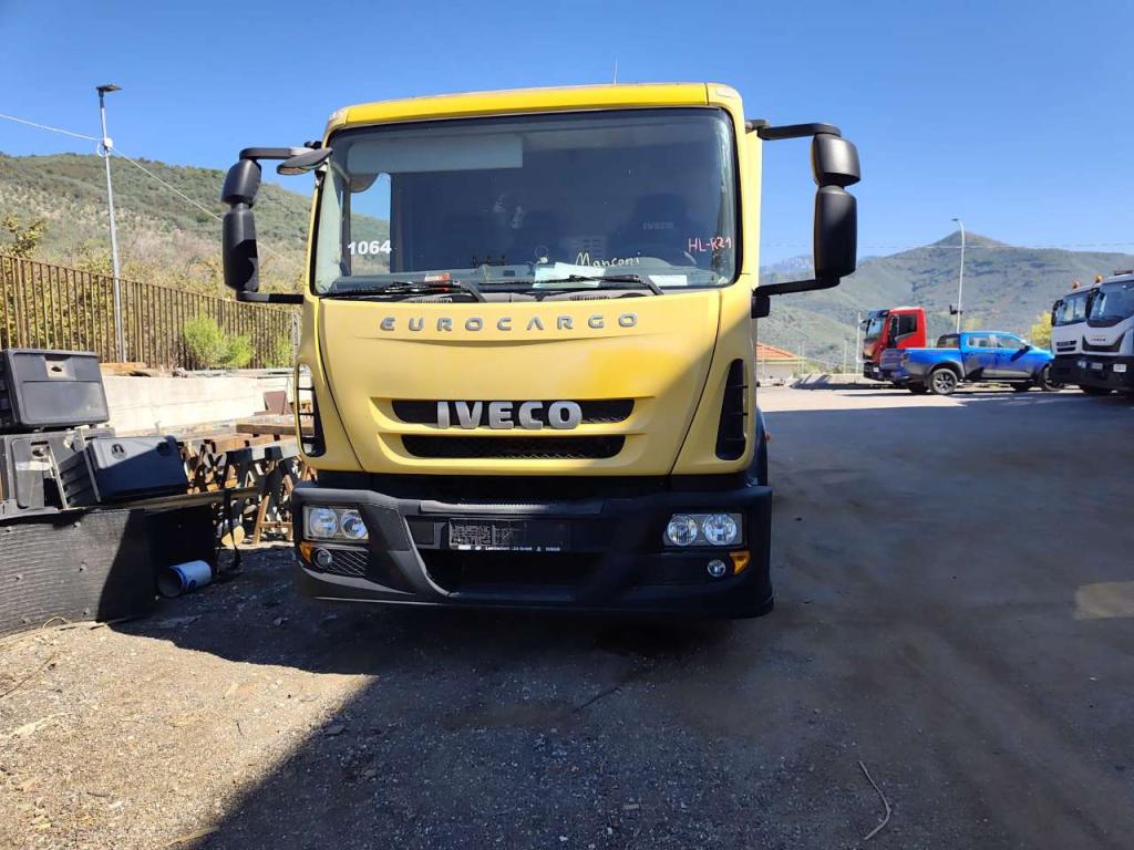 Iveco EUROCARGO CUBE 120E28P Photo 13
