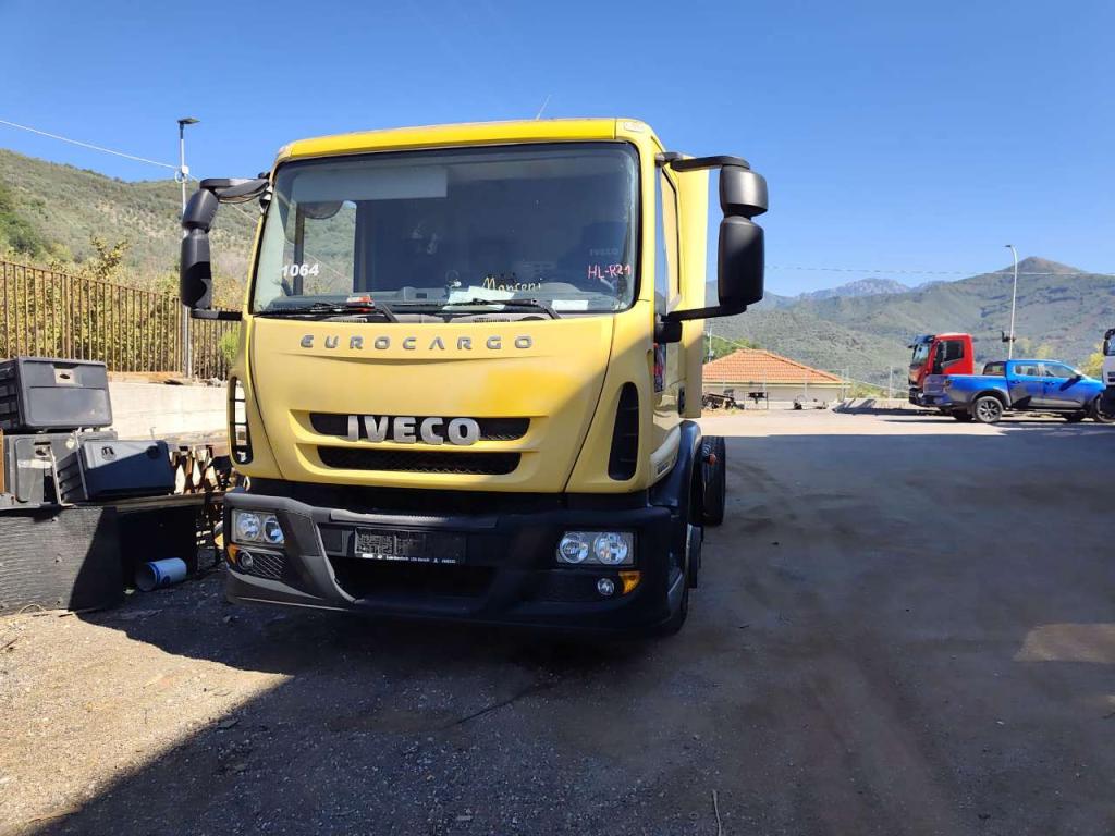 Iveco EUROCARGO CUBE 120E28P Photo 14