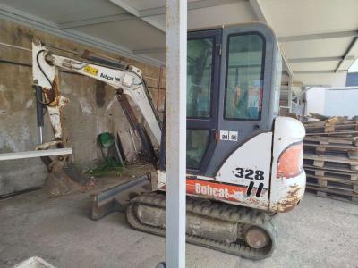 Bobcat 328D sold by Omeco Spa