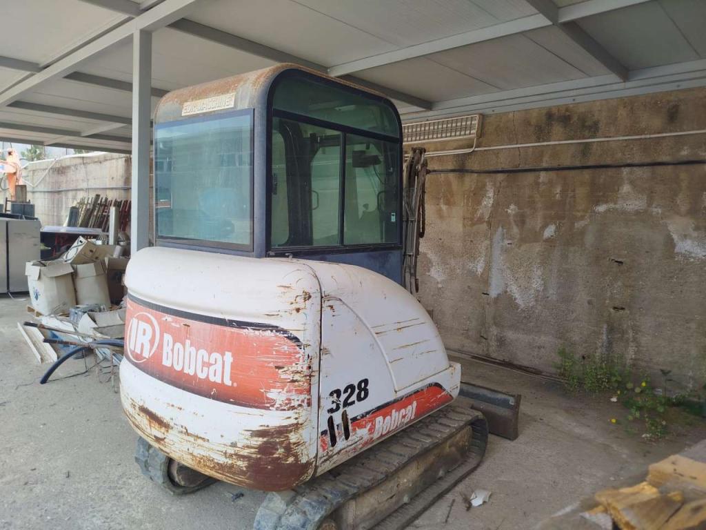 Bobcat 328D Photo 3