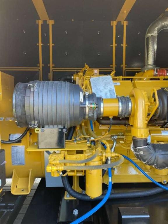 Caterpillar DE1500GC - 1500 kVA Standby Generator - DPX-18228 Photo 8
