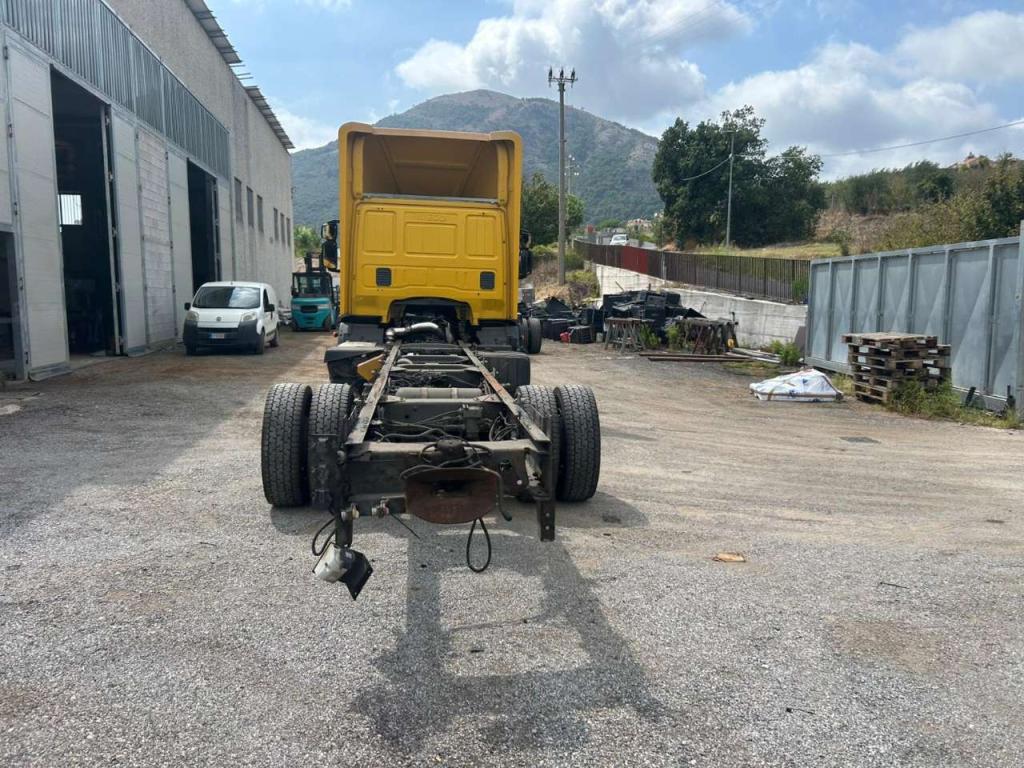 Iveco EUROCARGO CUBE 120E28P Photo 11