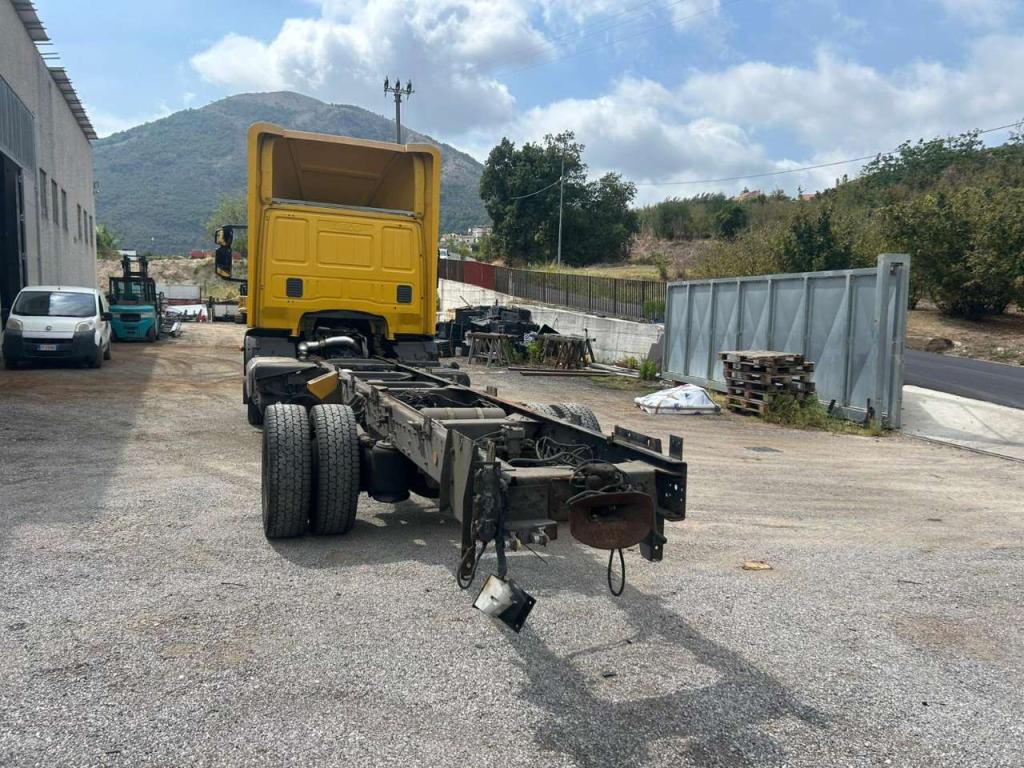 Iveco EUROCARGO CUBE 120E28P Photo 4