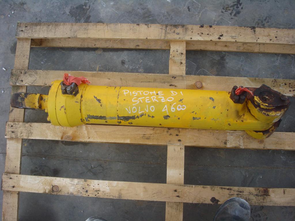 Steering piston for Volvo 4600 Photo 1