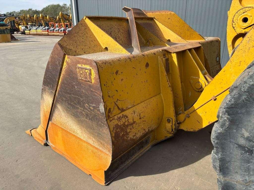 Caterpillar 966M Photo 18