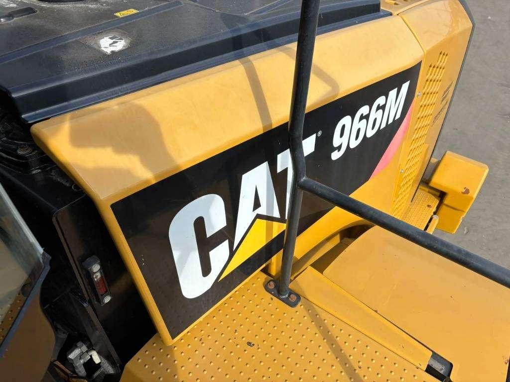Caterpillar 966M Photo 30