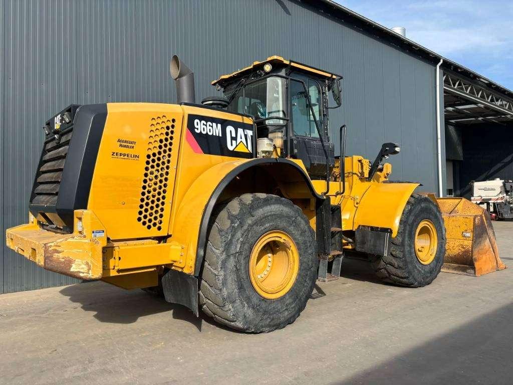 Caterpillar 966M Photo 4