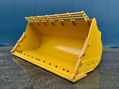 Caterpillar 980K incl. cutting edge + side protectors sold by Smitma B.V.