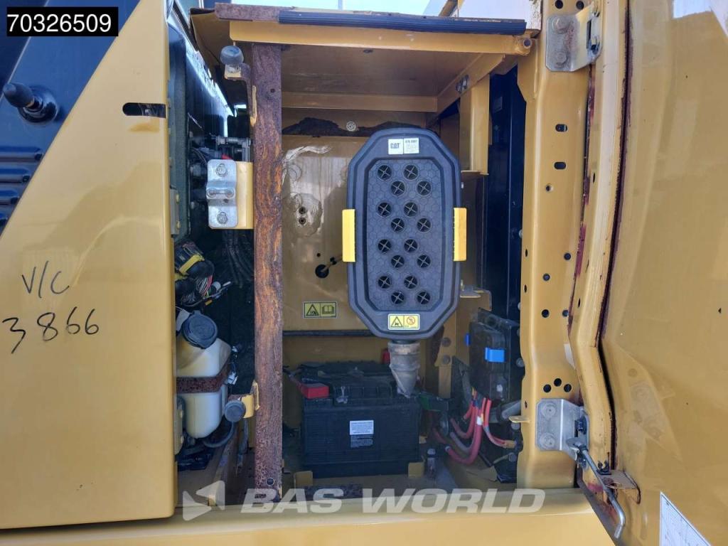 Caterpillar 320 GC Photo 21