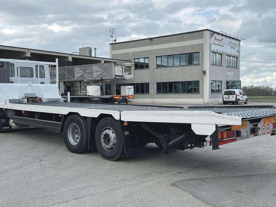 Iveco STRALIS 310 6x2 Photo 3