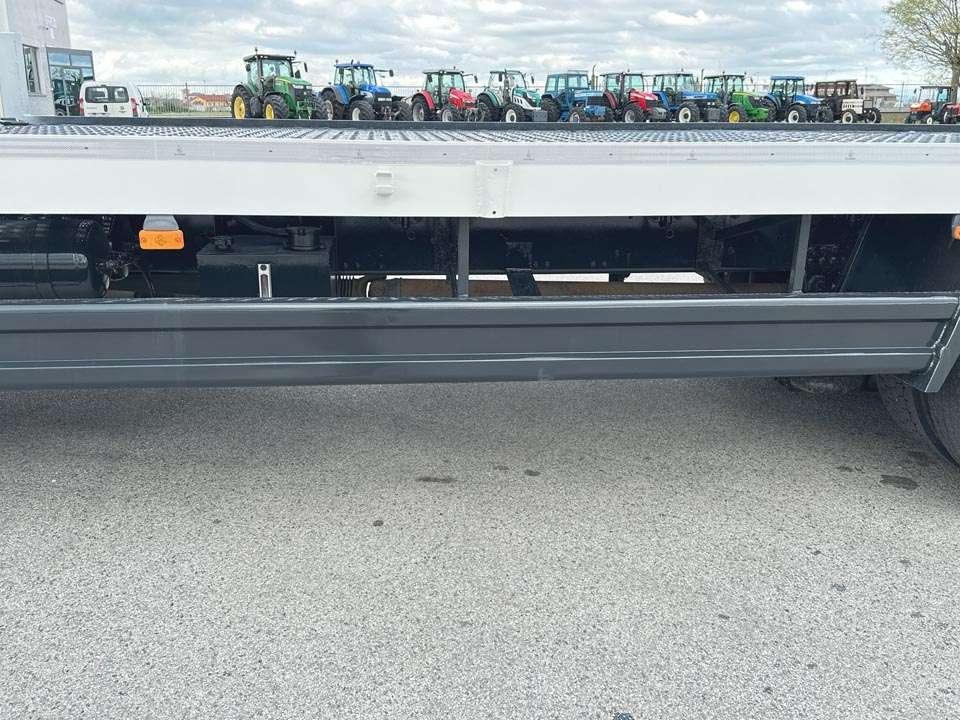 Iveco STRALIS 310 6x2 Photo 5