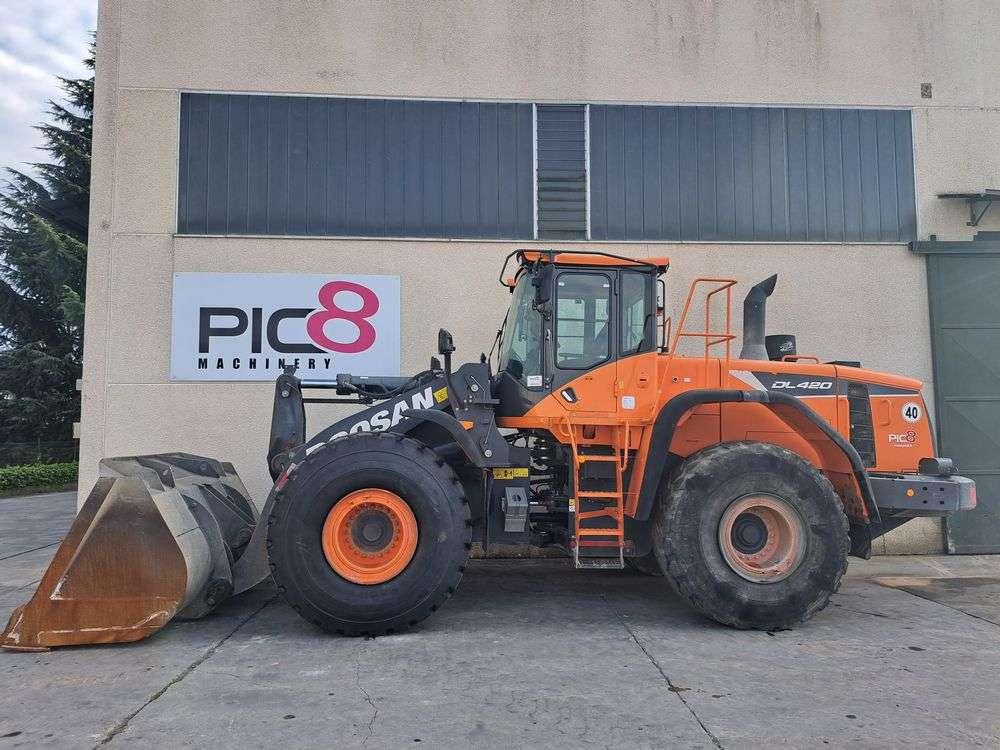 Doosan DL420-5 Photo 1