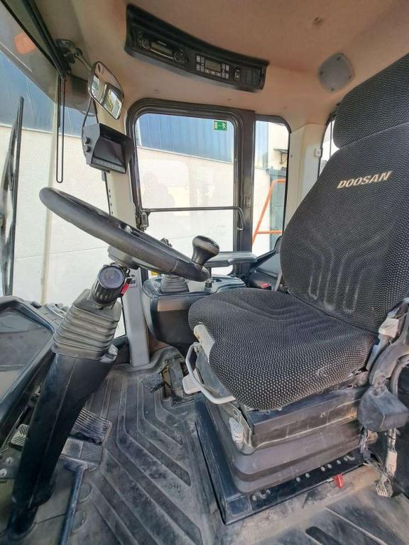 Doosan DL420-5 Photo 8