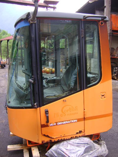 Cab for Fiat Hitachi W 230 Photo 1