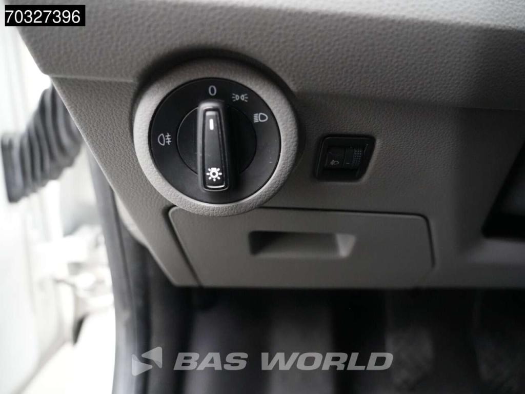 Volkswagen Transporter 110pk L2H1 Navi Airco Euro6 L2 A/C Photo 21