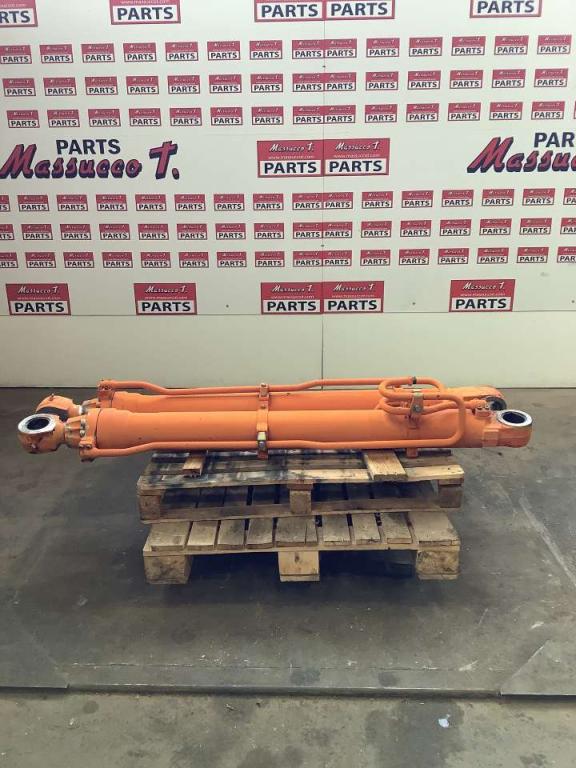 Lifting piston for Fiat Hitachi FH200E Photo 1
