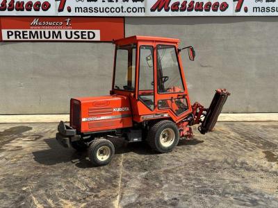 Kubota F2400 4X4 sold by Massucco T. Srl