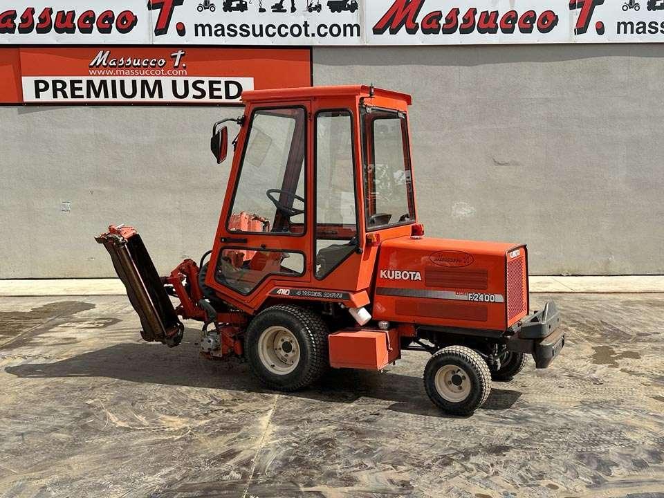 Kubota F2400 4X4 Photo 16