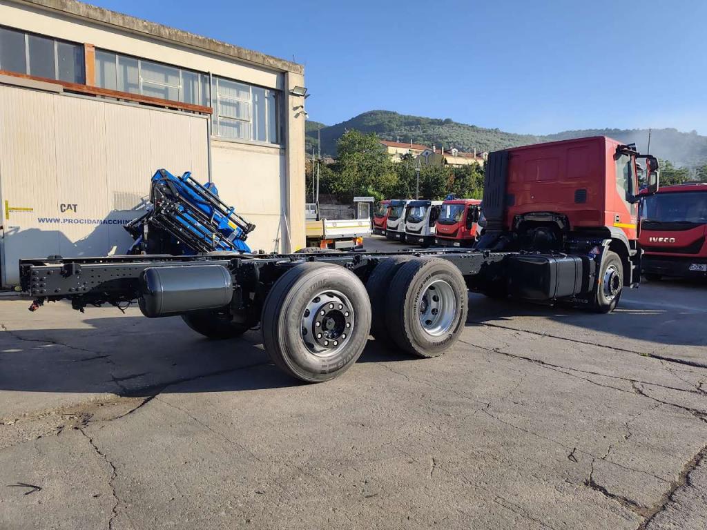 Iveco STRALIS HI-STREET 260S31 Photo 18