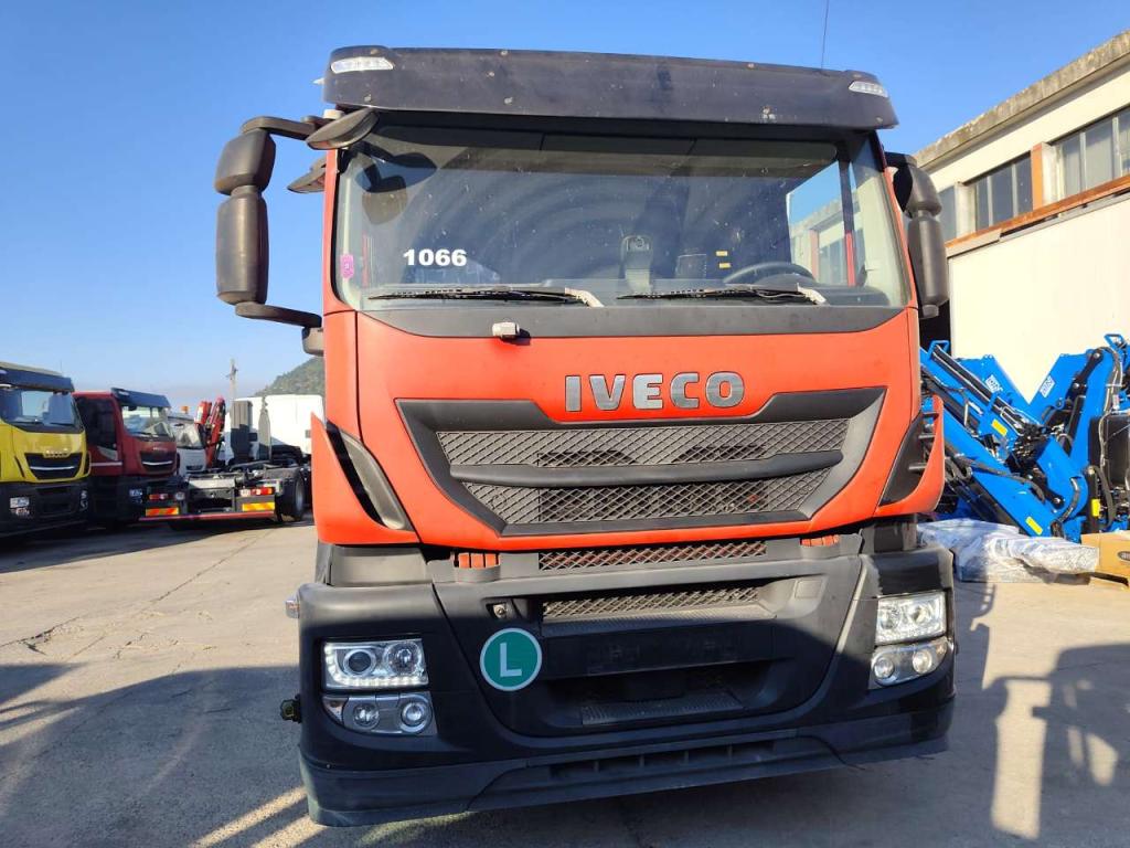 Iveco STRALIS HI-STREET 260S31 Photo 29