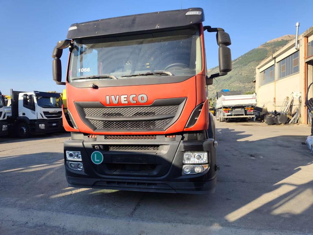 Iveco STRALIS HI-STREET 260S31 Photo 30