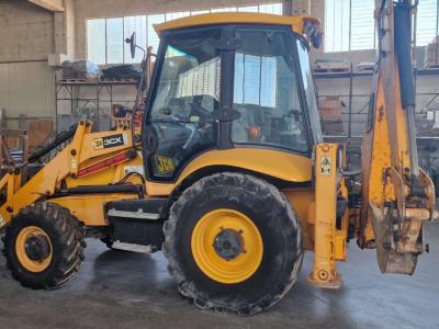 JCB 3CX sold by Omeco Spa