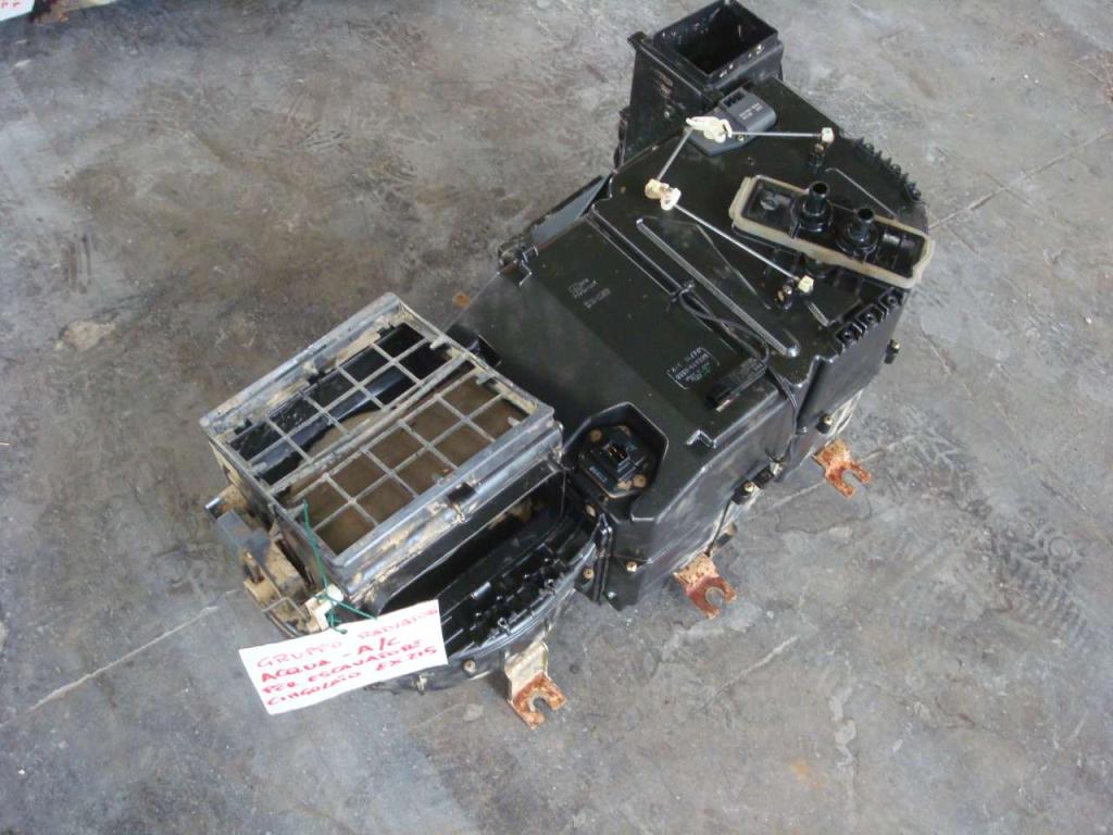 Air conditioning radiator for Fiat Hitachi EX 215 Photo 5