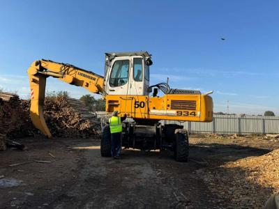 Liebherr A934C-HD Photo 1