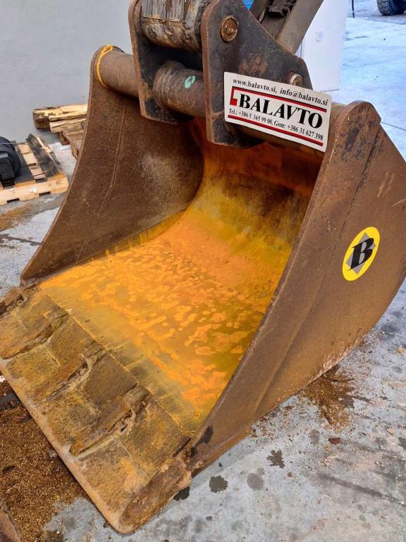 pinon60 1200 mm for 14-17 ton excavators Digging bucket Photo 1
