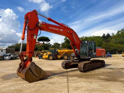 Hitachi ZX350LCN-3 sold by Omeco Spa