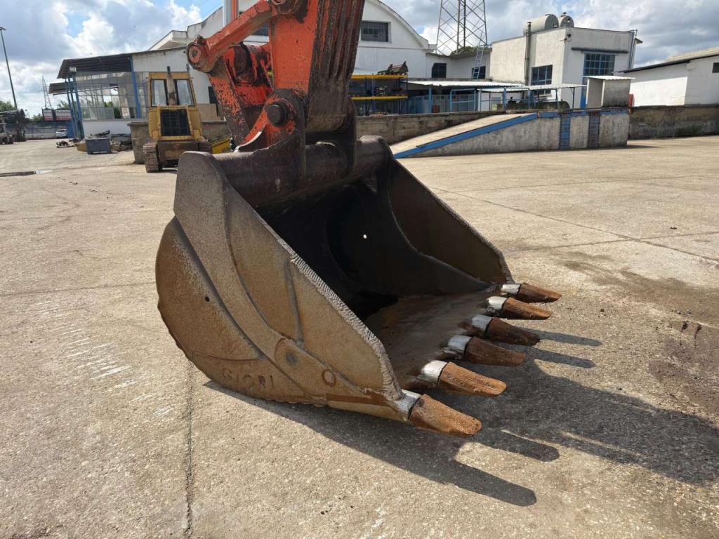 Hitachi ZX350LCN-3 Photo 14