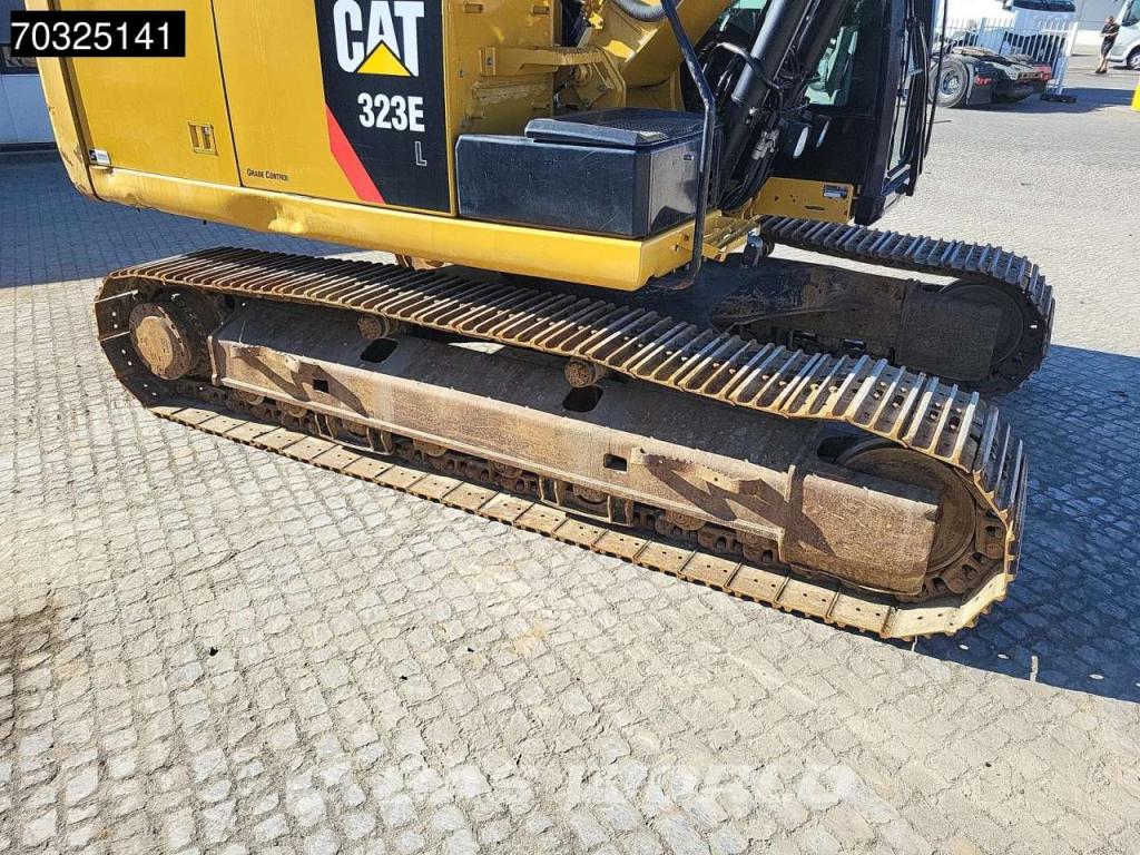 Caterpillar 323 E L Photo 23