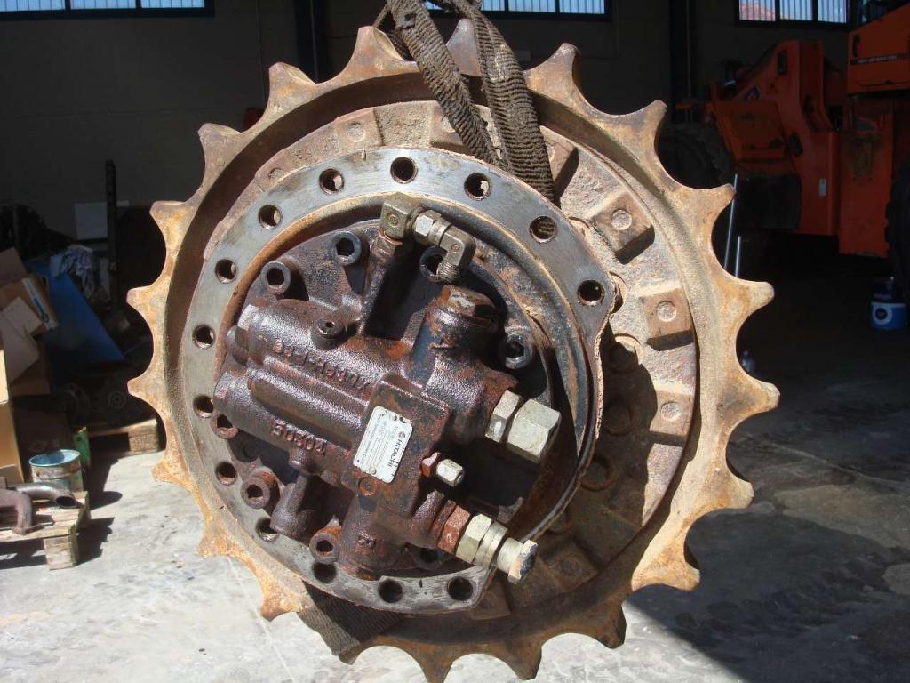 Travel drive for Hitachi ZX210 E ZX240 Photo 3