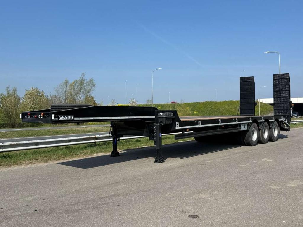 Ozgul 60 Ton 3 axle - LW3 AFR FIX Photo 1