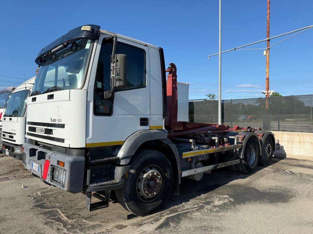 Iveco EuroTech Cursor Photo 6