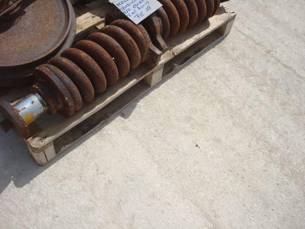 Track adjuster spring for Fiat Allis FE 18 Photo 2