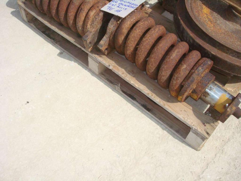Track adjuster spring for Fiat Allis FE 18 Photo 3