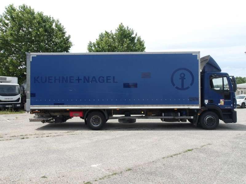 Iveco EUROCARGO CUBE 120-220 Photo 16