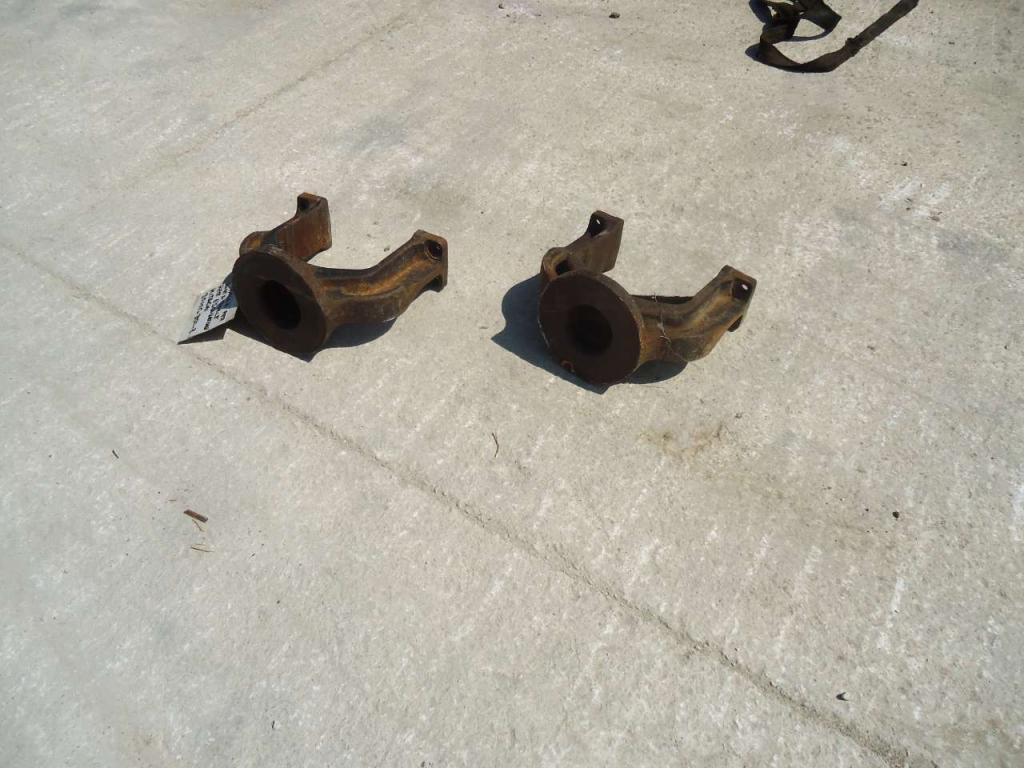Idler wheel fork for Hitachi ZAXIS 350.3 Photo 1
