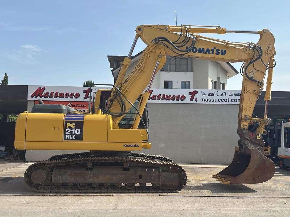 Komatsu PC210NLC Photo 23