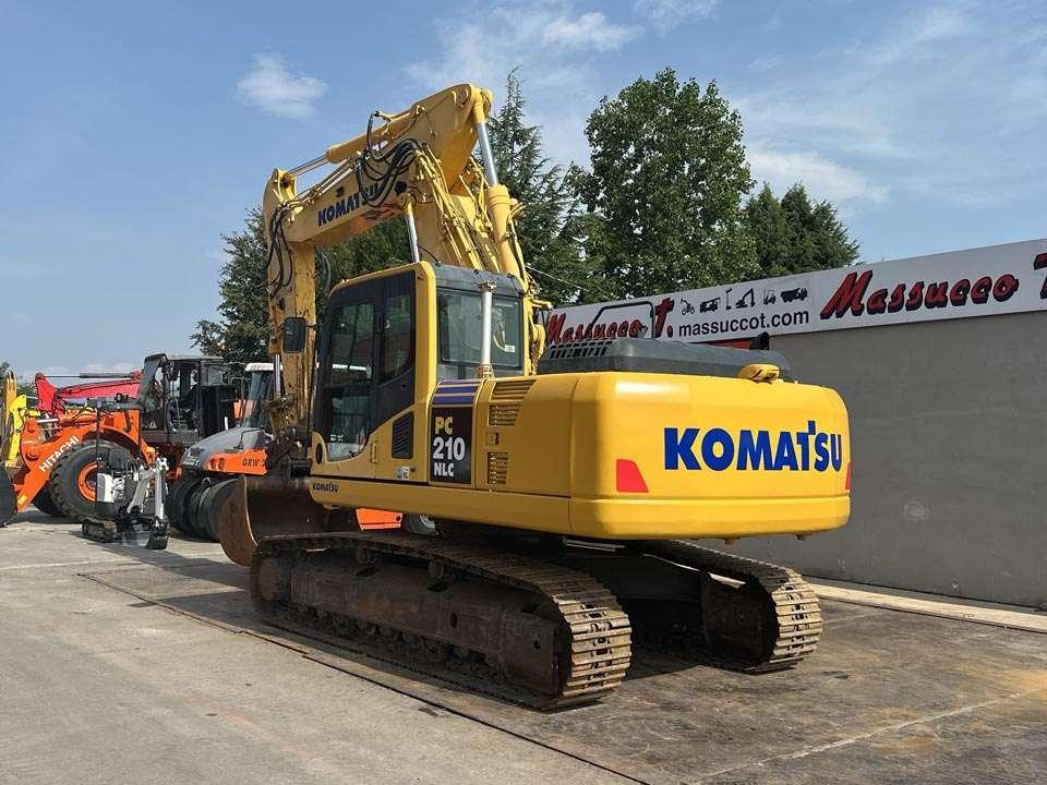 Komatsu PC210NLC Photo 3