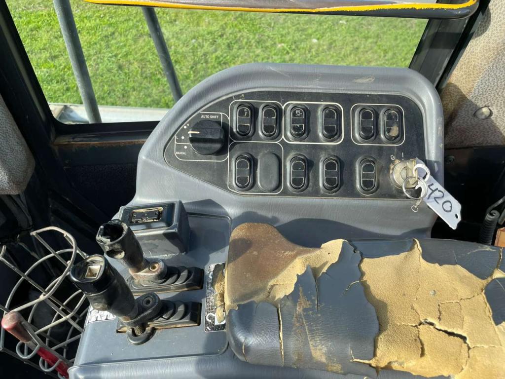 Komatsu WA500-6 Photo 25