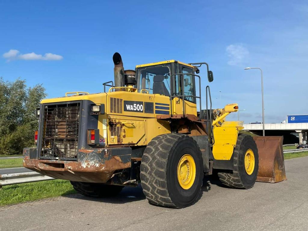 Komatsu WA500-6 Photo 5