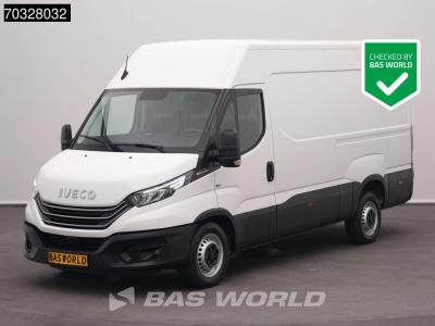 Iveco Daily 35S18 3.0L Automaat 180PK L2H2 LED Navi Airco Cruise Camera 3,5t Trekgewicht Euro6 L2 A/C Cru sold by BAS World B.V.