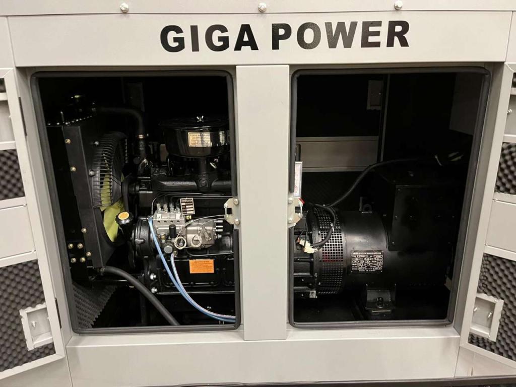 Giga Power LT-W30GF 37.5KVA closed set Photo 8
