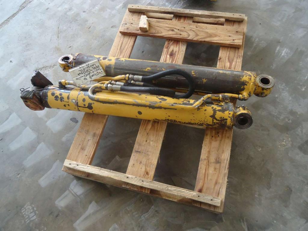 Lifting piston for Venieri 12.23 Photo 3