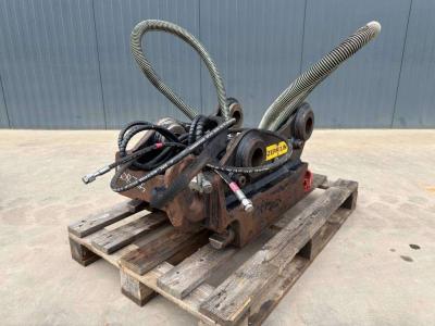 OilQuick OQ70/55 - M318D / 320D / 320E / 320F / 323D / 323E sold by Smitma B.V.