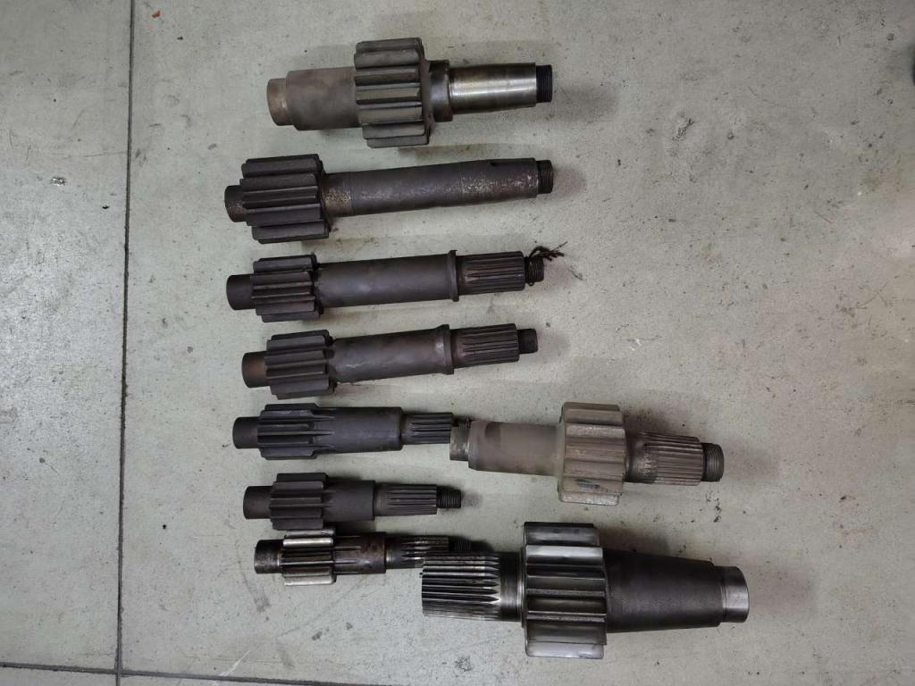 Other earthmoving spare parts / other Photo 15