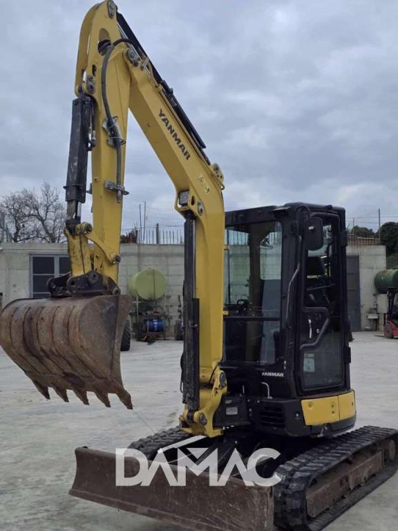 Yanmar ViO38 Photo 1
